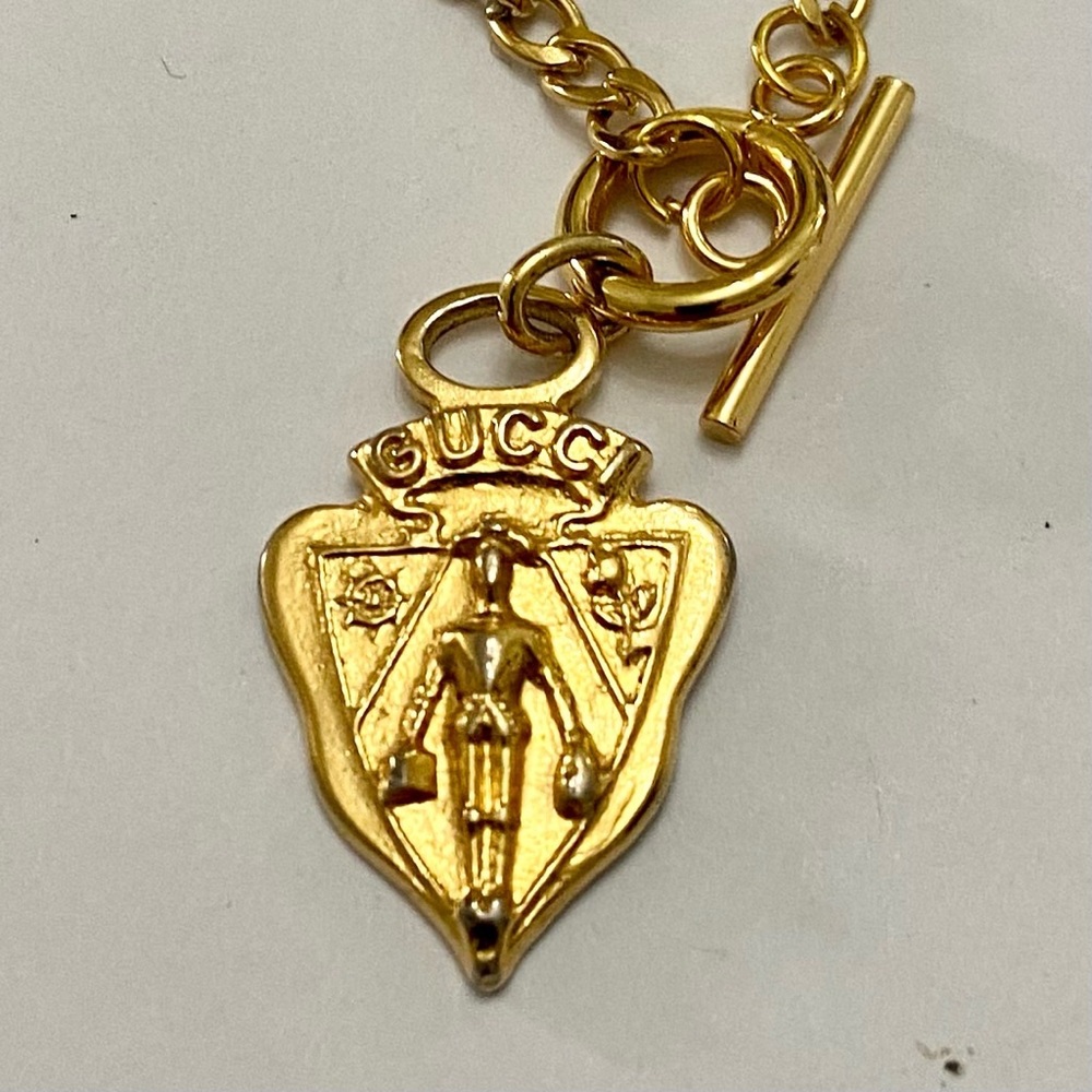 Vintage Authentic Gucci, 18in Gold Plated Charm Necklace - Picture 6 of 10